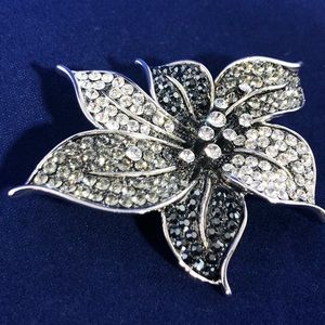 Vintage Rhinestone Floral Brooch